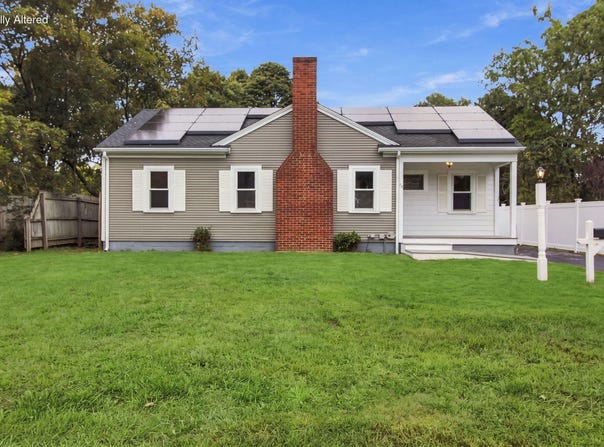 18 Murphy Road, Hyannis, MA 02601