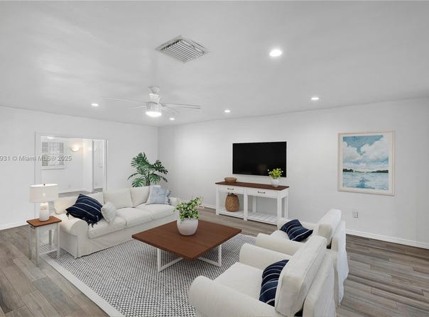 7360 Gary Ave, Miami Beach, FL 33141
