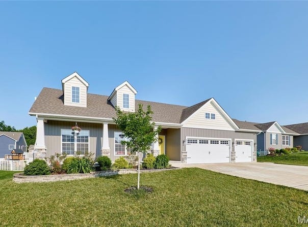 613 Lubbuck Court, Moscow Mills, MO 63362