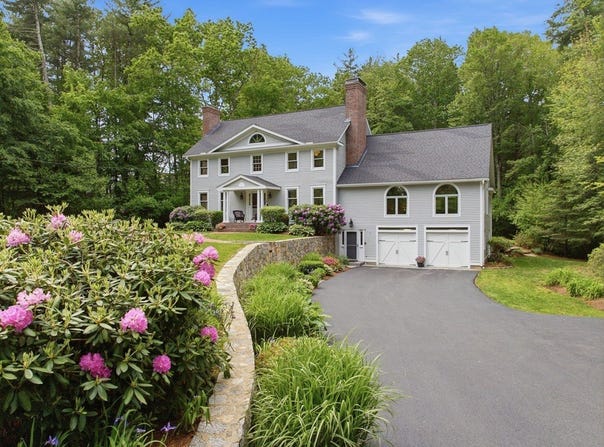 2 Lyn Path, Hopkinton, MA 01748