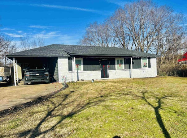 102 12Th St, Marked Tree, AR 72365