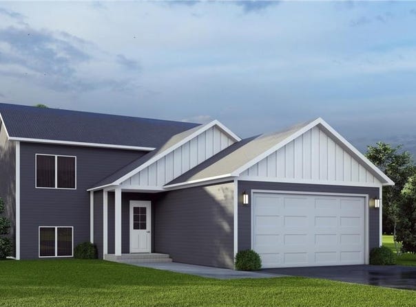 1015 3rd Avenue NE, Milaca, MN 56353