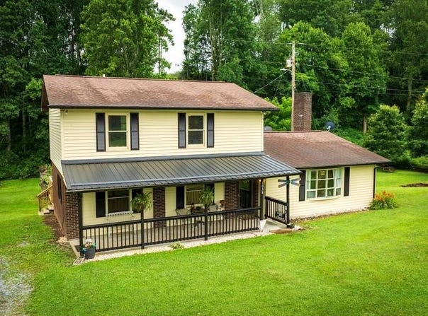 1038 Cedar Springs Rd, Sugar Grove, VA 24375