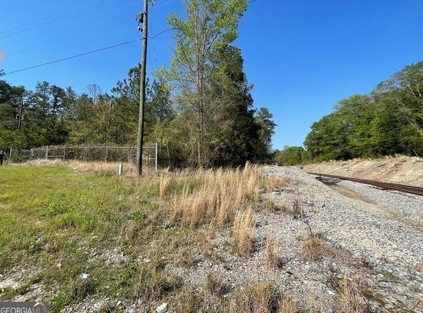 149 Jf Hall, Gordon, GA 31031
