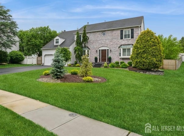 15 Princess Drive, North Brunswick, NJ 08902