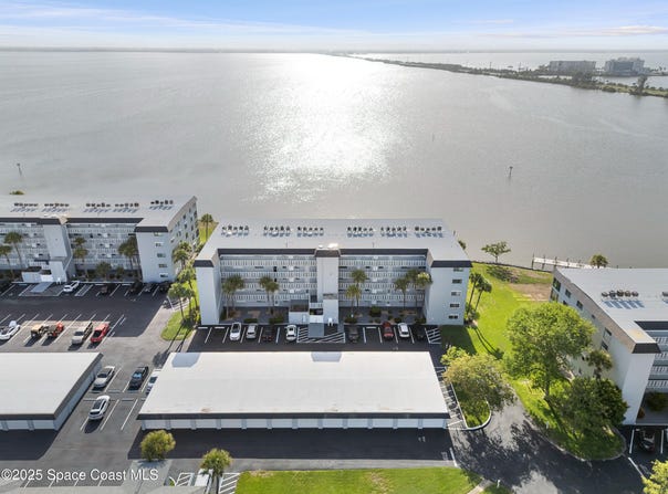 3799 S Banana River Boulevard, Cocoa Beach, FL 32931