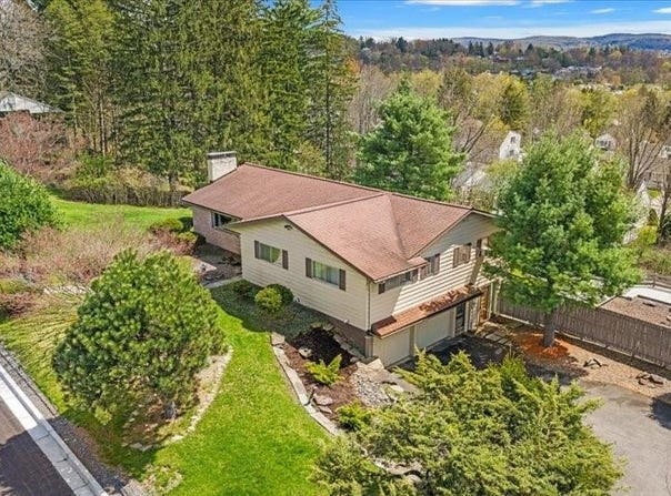 3628 Pheasant Lane, ENDWELL, NY 13760