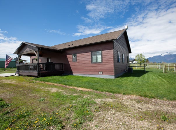 716 Shadow Dancer Way, Stevensville, MT 59870