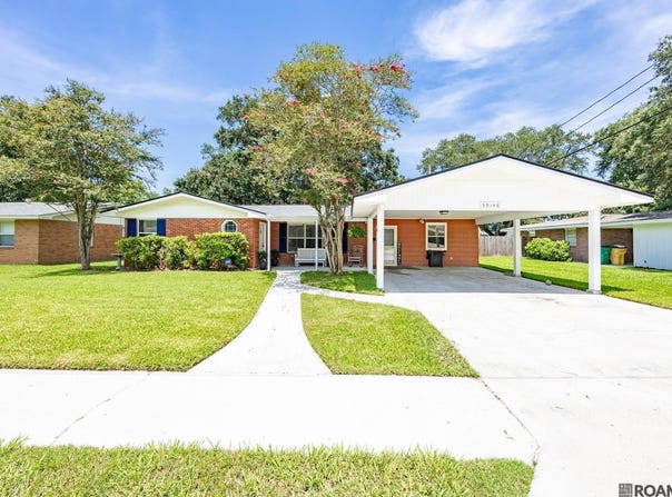 59148 Maple St, Plaquemine, LA 70764