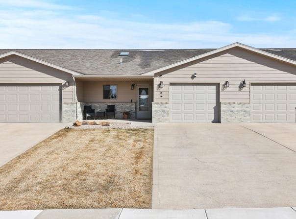 367 Red Rock Circle, Belle Fourche, SD 57717