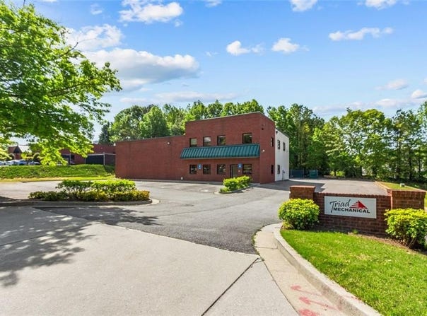 393 SWANSON Drive, Lawrenceville, GA 30043