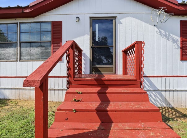 3601 Mockingbird Circle, Cleburne, TX 76031