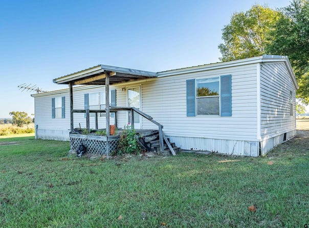 11621 CR 4331, LaRue, TX 75770