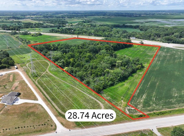 Lt2 Loomis Rd, Muskego, WI 53150