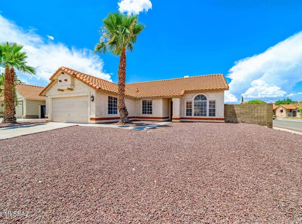 7908 S Glasgow Street, Tucson, AZ 85747