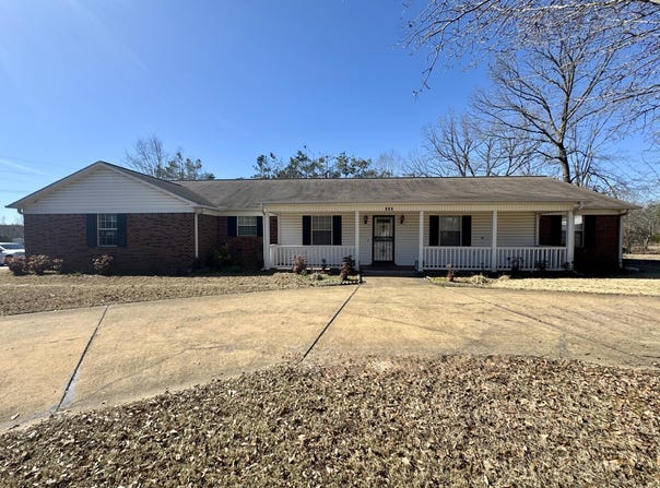 110 Walker, Ripley, MS 38663