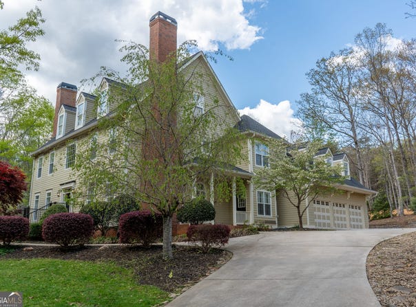 2925 Orchard Drive, Clarkesville, GA 30523