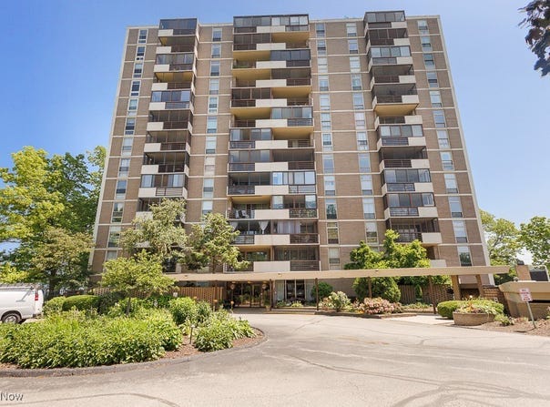 25801 Lake Shore Boulevard unit: 28, Euclid, OH 44132