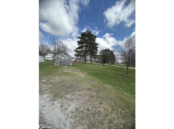 334 E South St, Manly, IA 50456