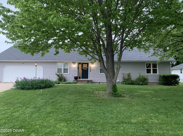 1009 Connecticut Avenue, Joplin, MO 64801