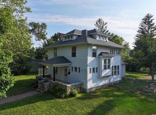 421 S Franklin Street, Winamac, IN 46996-1626