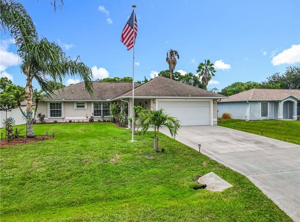 673 Breakwater Terrace, Sebastian, FL 32958