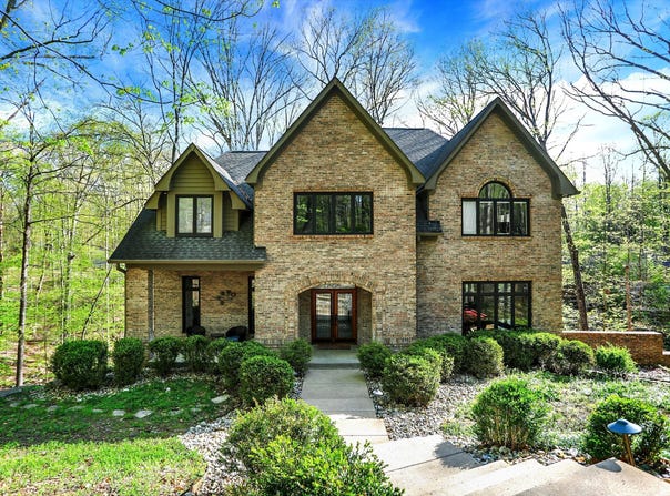 8191 S Bayview Court, Trafalgar, IN 46181
