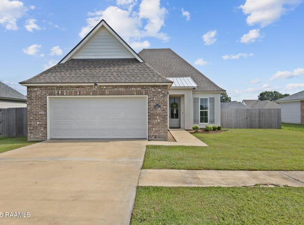 1913 E Jane Street, Abbeville, LA 70510