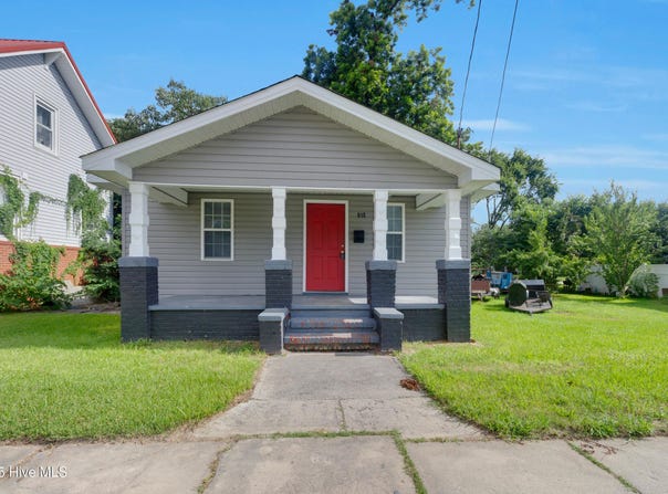 915 Elm Street, New Bern, NC 28560