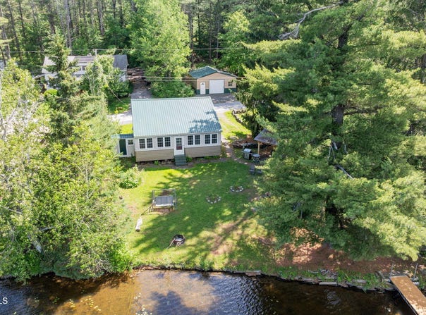 31 W Shore Drive, Berne, NY 12186
