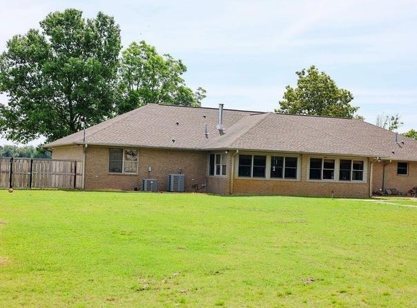 6056 Highway 11 N, Des Arc, AR 72040