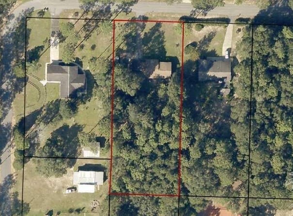 6239 Belair Dr, Milton, FL 32570