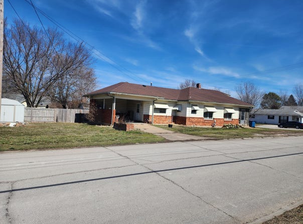 300 N Lincoln Street, Neosho, MO 64850
