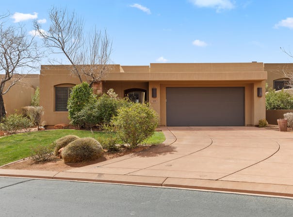 2139 W Cougar Rock CIR, St George, UT 84770