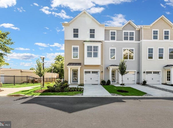 527 SEAWAY LANE, CAMBRIDGE, MD 21613