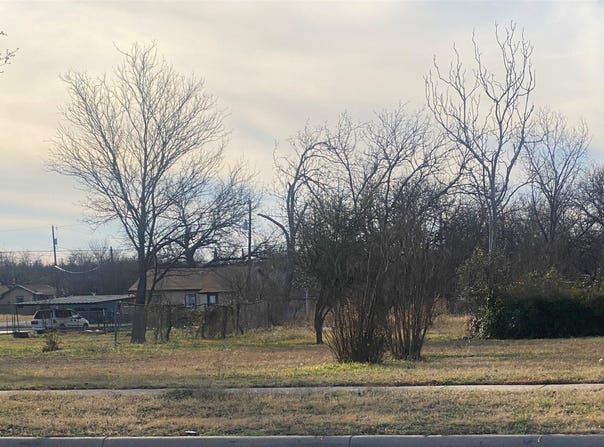 400 E Walnut, Coleman, TX 76834