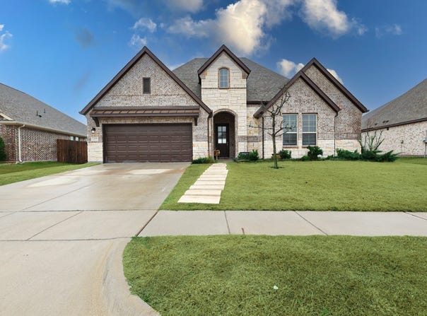209 Chesapeake Drive, Forney, TX 75126