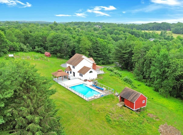 132 Sycamore Drive, Palmerton, PA 18071