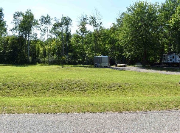 2073 Huntington, Gladwin, MI 48624