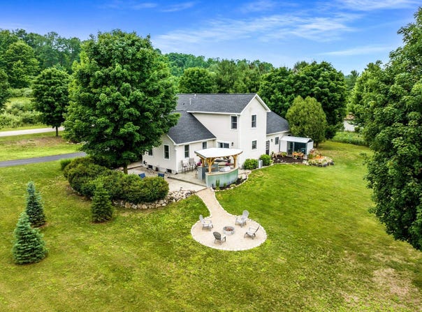 7538 CRAM ROAD, WILLIAMSBURG, MI 49690