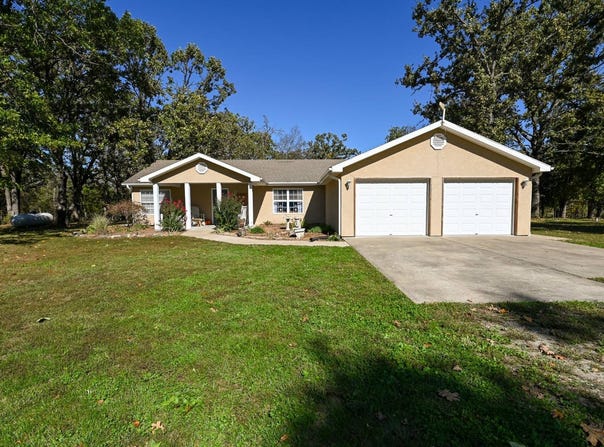 33981 Co Rd 96, Cross Timbers, MO 65634