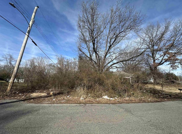 2492 SMITH RIDGE Rd lot: 37, Memphis, TN 38127
