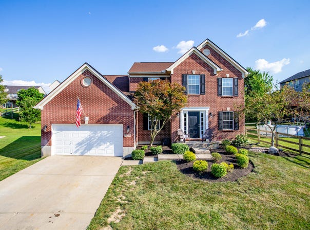 2037 Falling Water Lane, Hebron, KY 41048