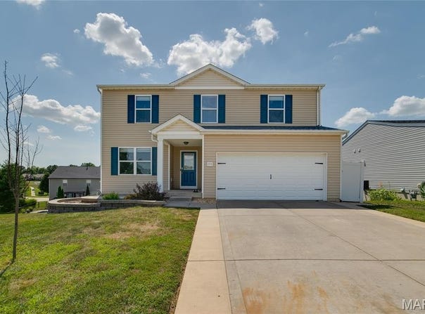 704 Rabbit Run Drive, Wentzville, MO 63385