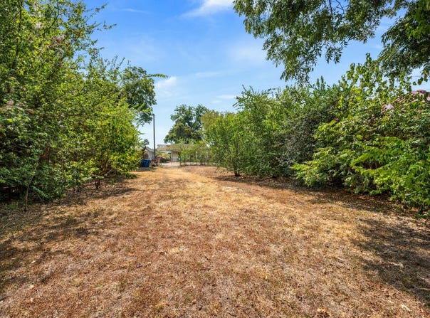 1906 E 2nd St, Austin, TX 78702