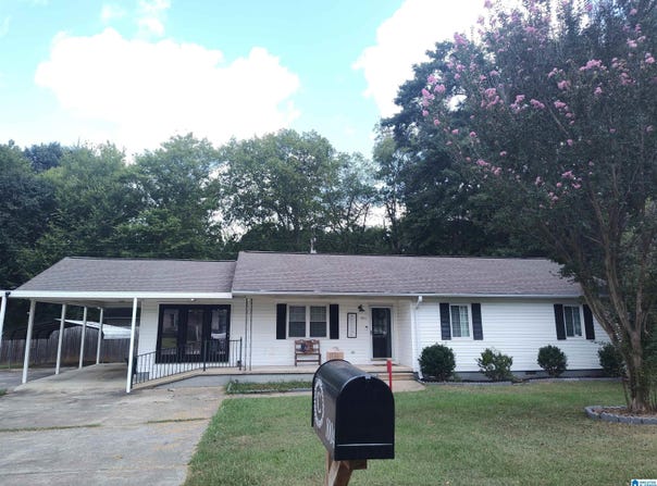 1004 W 6TH PLACE, SYLACAUGA, AL 35150