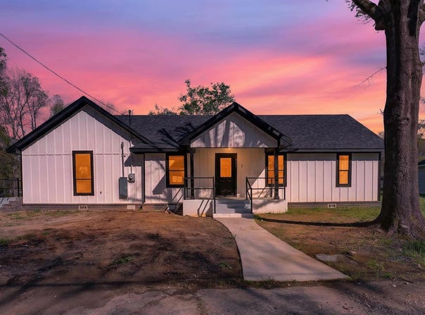203 S Olive St., Gladewater, TX 75647