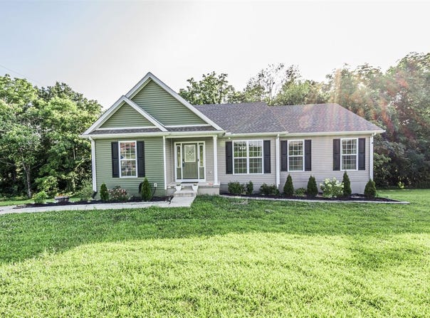 2401 Rocky Hill Road, Glasgow, KY 42141