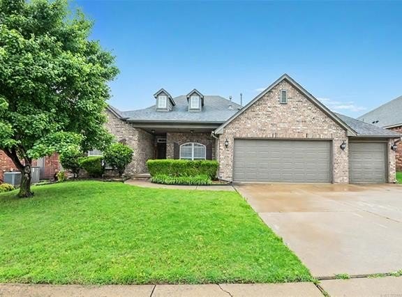 1809 E Montgomery Street, Broken Arrow, OK 74012