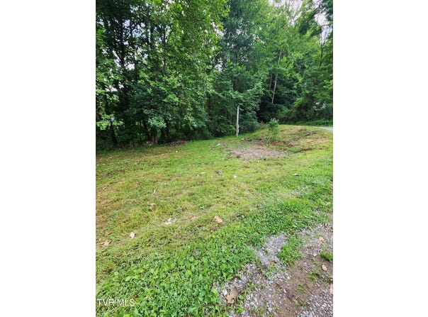 9707 Paso Lane, Pound, VA 24279